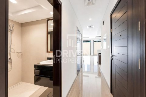 Townhouse in Trump Estates, DAMAC Hills (Akoya by DAMAC), Dubai 4 bedrooms, 180.05 sq.m. № 134240 - photo 6