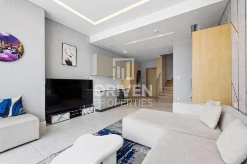 Apartment in SLS Dubai Hotel & Residences, Business Bay, Dubai 1 bedroom, 102.19 sq.m. № 134239