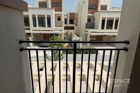 Adosado en Damac Lagoons, Dubai, 4 dormitorios, 212 m², № 122320 - foto 20