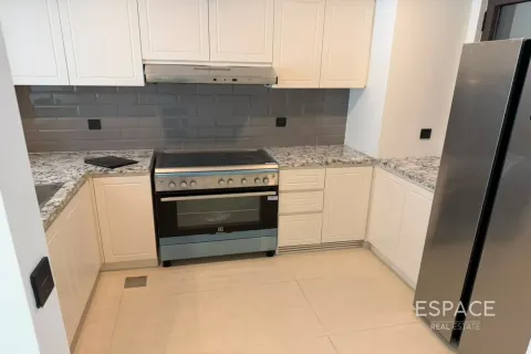 Adosado en Damac Lagoons, Dubai, 4 dormitorios, 212 m², № 122320 - foto 6