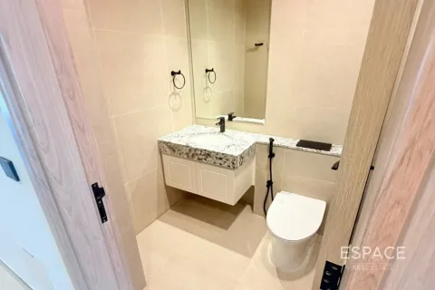 Adosado en Damac Lagoons, Dubai, 4 dormitorios, 212 m², № 122320 - foto 11