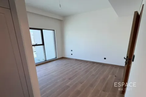 Adosado en Damac Lagoons, Dubai, 4 dormitorios, 212 m², № 122320 - foto 16