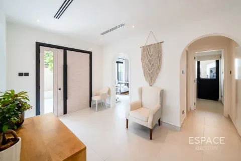 Villa en Springs 12, The Springs, Dubai, 3 dormitorios, 281 m², № 122321 - foto 7