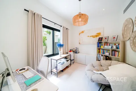 Villa en Springs 12, The Springs, Dubai, 3 dormitorios, 281 m², № 122321 - foto 10
