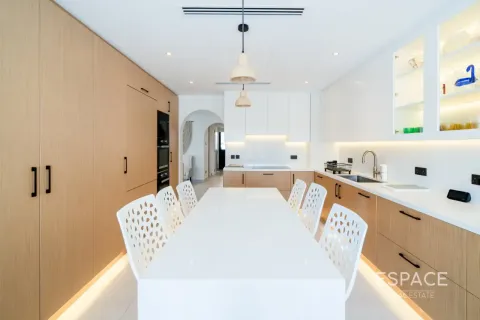 Villa en Springs 12, The Springs, Dubai, 3 dormitorios, 281 m², № 122321 - foto 5