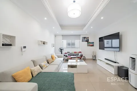 Villa en Al Furjan, Dubai, 4 dormitorios, 378 m², № 122319 - foto 15