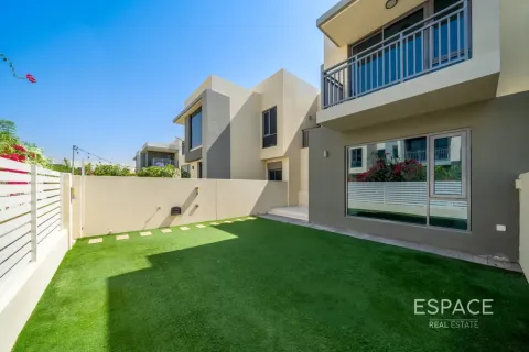 Villa en Dubai Hills Estate, Dubai, 3 dormitorios, 207 m², № 122323 - foto 18