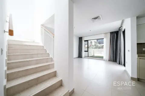 Villa en Dubai Hills Estate, Dubai, 3 dormitorios, 207 m², № 122323 - foto 6