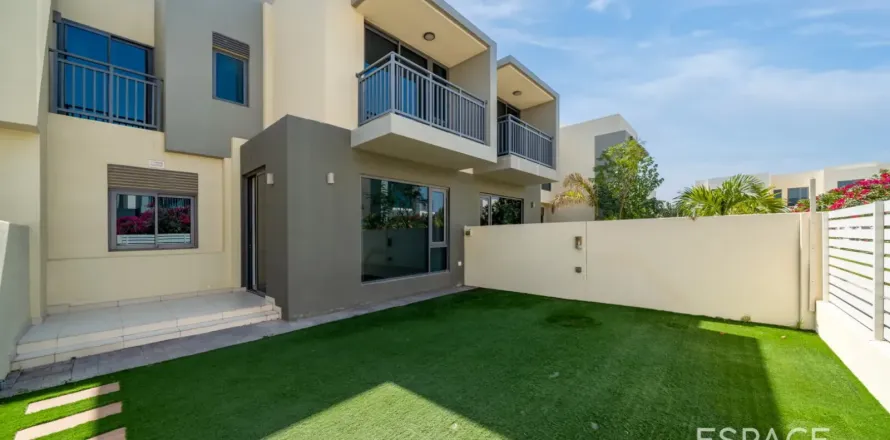 Villa en Dubai Hills Estate, Dubai, 3 dormitorios, 207 m², № 122323
