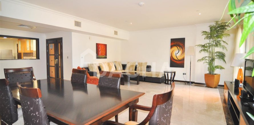 Apartamento en Jumeirah Beach Residence, Dubai, 4 dormitorios, 288.5 m², № 6646