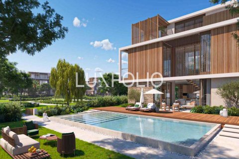 Villa à Dubai Land, Dubai, 5 chambres, 493 m², № 46002 - photo 1