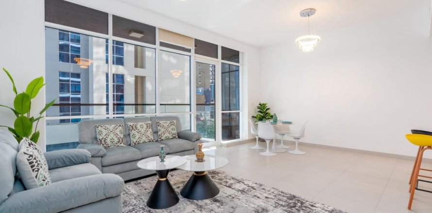 Квартира в Бизнес-Бэе, Дубай, 2 спальни, 126.3м², № 93758