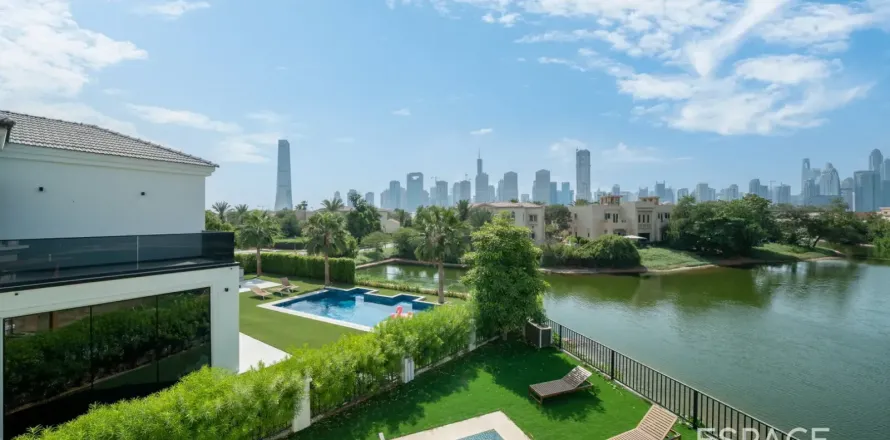 Villa en Jumeirah Islands, Dubai, 5 dormitorios, 520 m², № 122314
