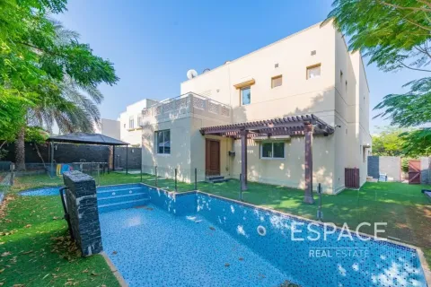 Villa en Meadows, Dubai, 5 dormitorios, 373 m², № 122313