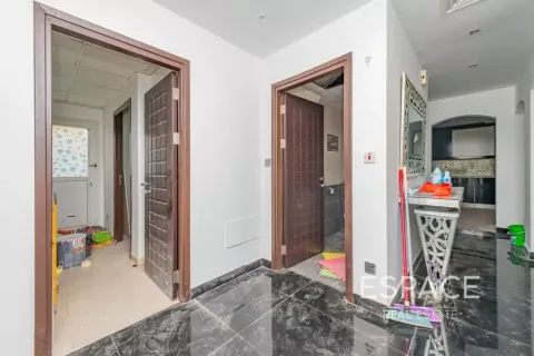 Villa en Meadows, Dubai, 5 dormitorios, 373 m², № 122313 - foto 15