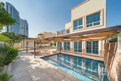 Villa en Jumeirah Village Triangle, Dubai, 3 dormitorios, 362 m², № 122317 - foto 2