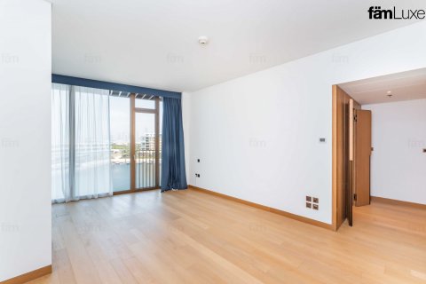 Apartment in Dubai 3 bedrooms, 250.7 sq.m. № 23073 - photo 21