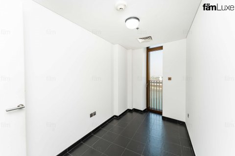 Apartment in Dubai 3 bedrooms, 250.7 sq.m. № 23073 - photo 4