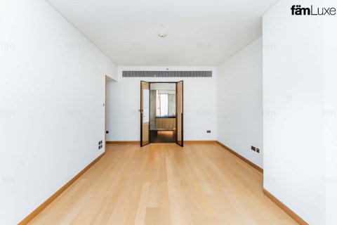 Apartment in Dubai 3 bedrooms, 250.7 sq.m. № 23073 - photo 18