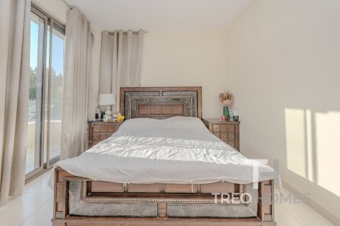 Townhouse in Reem, Dubai 3 bedrooms, 272 sq.m. № 13428 - photo 13