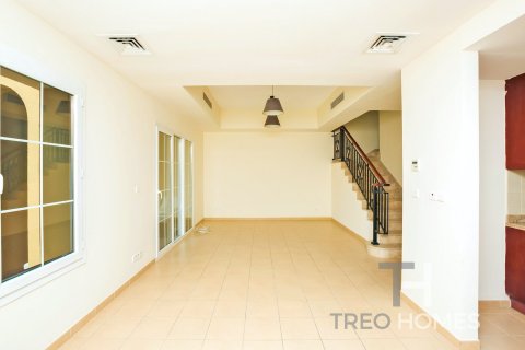 Villa in Arabian Ranches, Dubai 2 bedrooms, 203 sq.m. № 13420 - photo 2