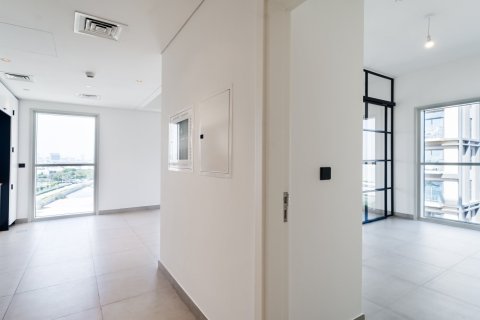 Apartment in Dubai 2 bedrooms, 68 sq.m. № 120554 - photo 14