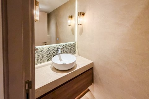 Купить квартиру в Пальме Джумейре, Дубай: 2 спальни, 183м², № 120553 - фото 16