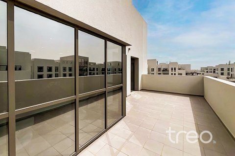 Apartamento en Town Square, Dubai, 3 dormitorios, 12.91 m², № 123597 - foto 3