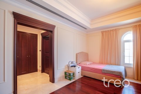Снять в аренду виллу в Арабиан Ранчес, Дубай: 6 спален, 757.35м², № 123601 - фото 18