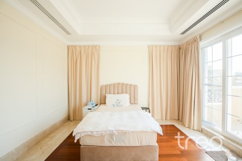 Снять в аренду виллу в Арабиан Ранчес, Дубай: 6 спален, 757.35м², № 123601 - фото 10