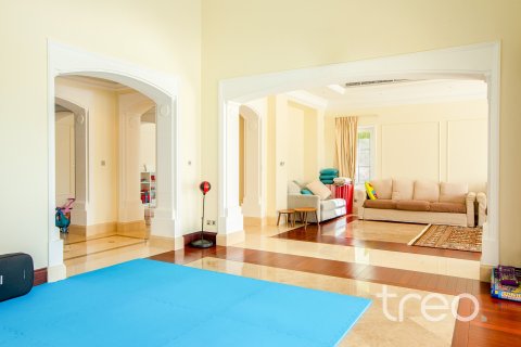 Снять в аренду виллу в Арабиан Ранчес, Дубай: 6 спален, 757.35м², № 123601 - фото 3
