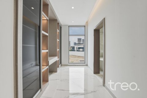 Villa à Dubai, 7 chambres, 1300.64 m², № 123600 - photo 11