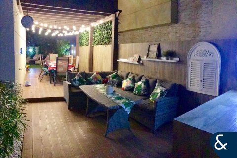 Villa in DAMAC Hills (Akoya by DAMAC), Dubai 4 bedrooms, 253 sq.m. № 74443 - photo 12