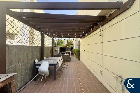 Villa in DAMAC Hills (Akoya by DAMAC), Dubai 4 bedrooms, 253 sq.m. № 74443 - photo 8