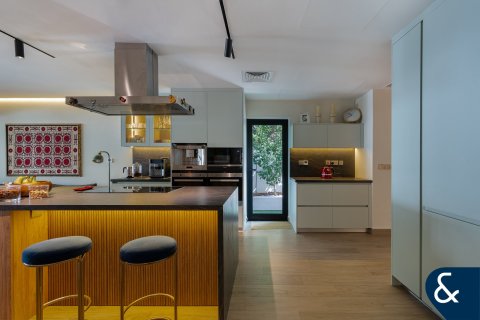 فيلا في Meadows, دبي 5 غرف نوم , 381 م² رقم 74444 - صورة 3