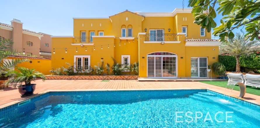 Villa à Arabian Ranches, Dubai, 6 chambres, 480 m², № 61852