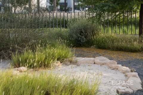 Купить виллу в Дубай Хилс Эстейт, Дубай: 4 спальни, 230м², № 61850 - фото 14