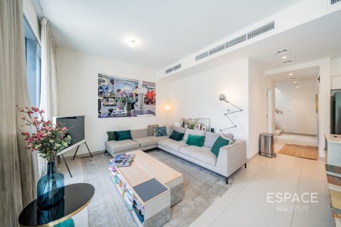 Купить виллу в Дубай Хилс Эстейт, Дубай: 4 спальни, 230м², № 61850 - фото 4