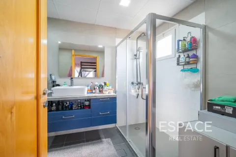 Villa in Meadows 1, Meadows, Dubai 5 bedrooms, 353 sq.m. № 61853 - photo 8