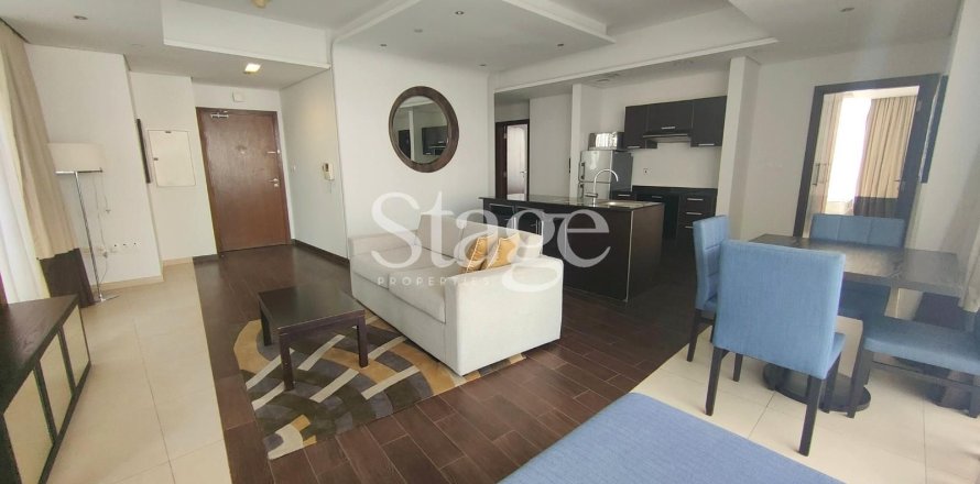 Apartment in Dubai Sports City, Dubai 2 bedrooms, 180 sq.m. № 122148