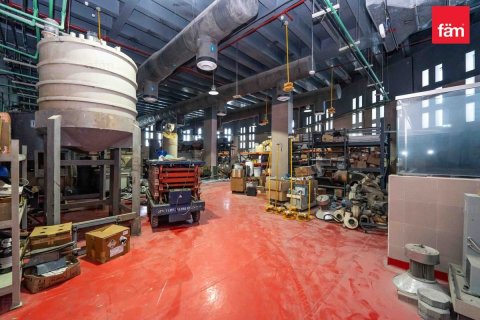 Campo de trabajo en Al Furjan, Dubai, 202 m², № 77738 - foto 1