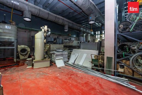 Campo de trabajo en Al Furjan, Dubai, 202 m², № 77738 - foto 2