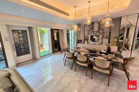 Adosado en Meydan, Dubai, 4 dormitorios, 218 m², № 77735 - foto 3