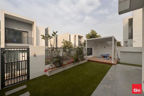 Adosado en Dubai, 4 dormitorios, 231.1 m², № 77736 - foto 9