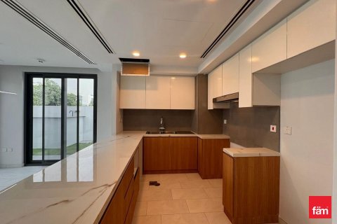 Adosado en Dubai, 4 dormitorios, 231.1 m², № 77736 - foto 11