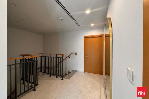 Adosado en Dubai, 4 dormitorios, 231.1 m², № 77736 - foto 7