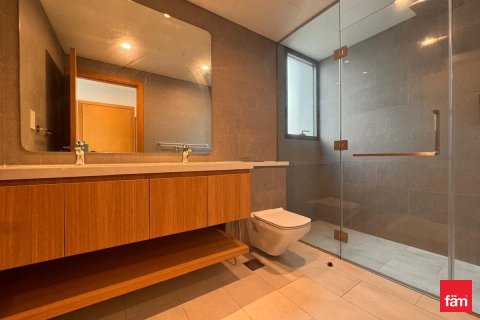 Adosado en Dubai, 4 dormitorios, 231.1 m², № 77736 - foto 8