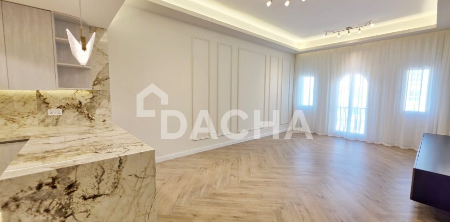 Квартира в Discovery Gardens, Дубай, 2 спальни, 123м², № 104942