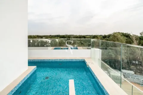 Townhouse in Al Barari, Dubai 4 bedrooms, 180 sq.m. № 105591 - photo 2