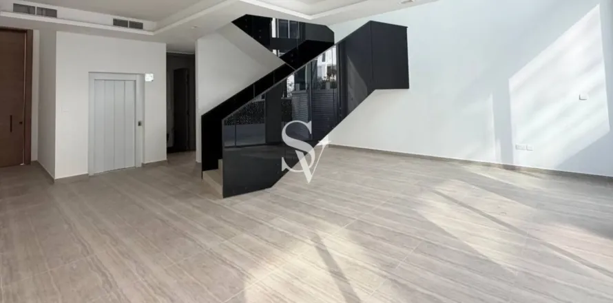 Townhouse in Al Barari, Dubai 4 bedrooms, 180 sq.m. № 105591